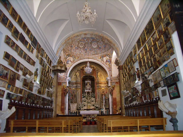 Interior Ermita de los Santos